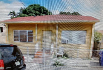 For sale in EVANSTON HEIGHTS