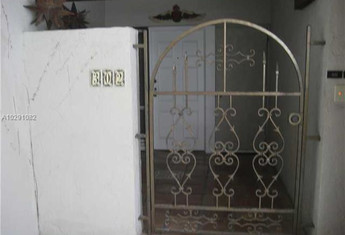 For sale in BOTANICA