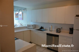 CASTLE BEACH CLUB CONDOMI