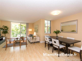 THE YACHT CLUB AT AVENTUR