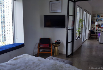 For sale in NEO CONDO