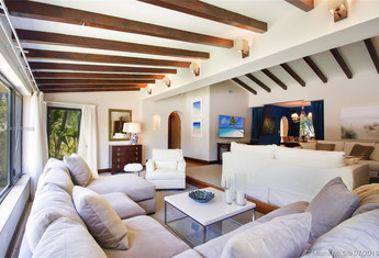 For sale in HIBISCUS ISLAND