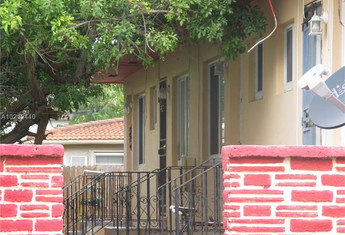 For sale in CITY MIAMI SOUTH BLK 060