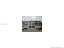 VARADERO EN LA PEQUENA